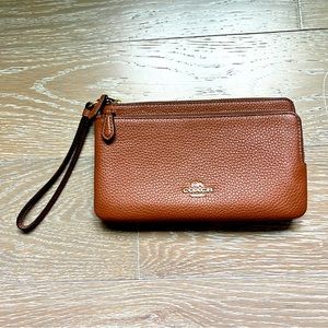 Coach Pebble Leather Double Zip Wallet Wrislet